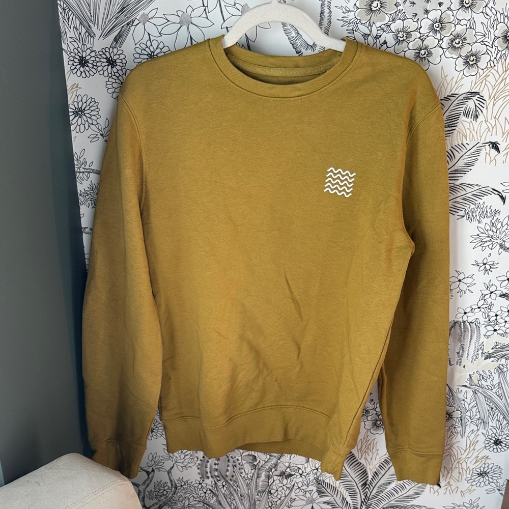Cozy Mustard Sweatshirt with Wave Detail